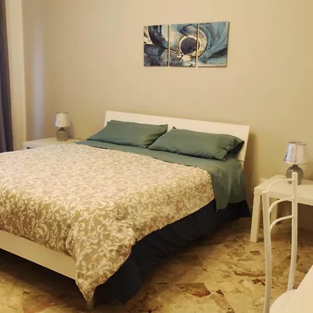 Apartment Amuni', Tra Mondello E Centro Palermo