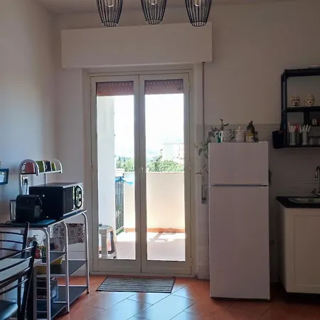 Amuni', Tra Mondello E Centro Palermo